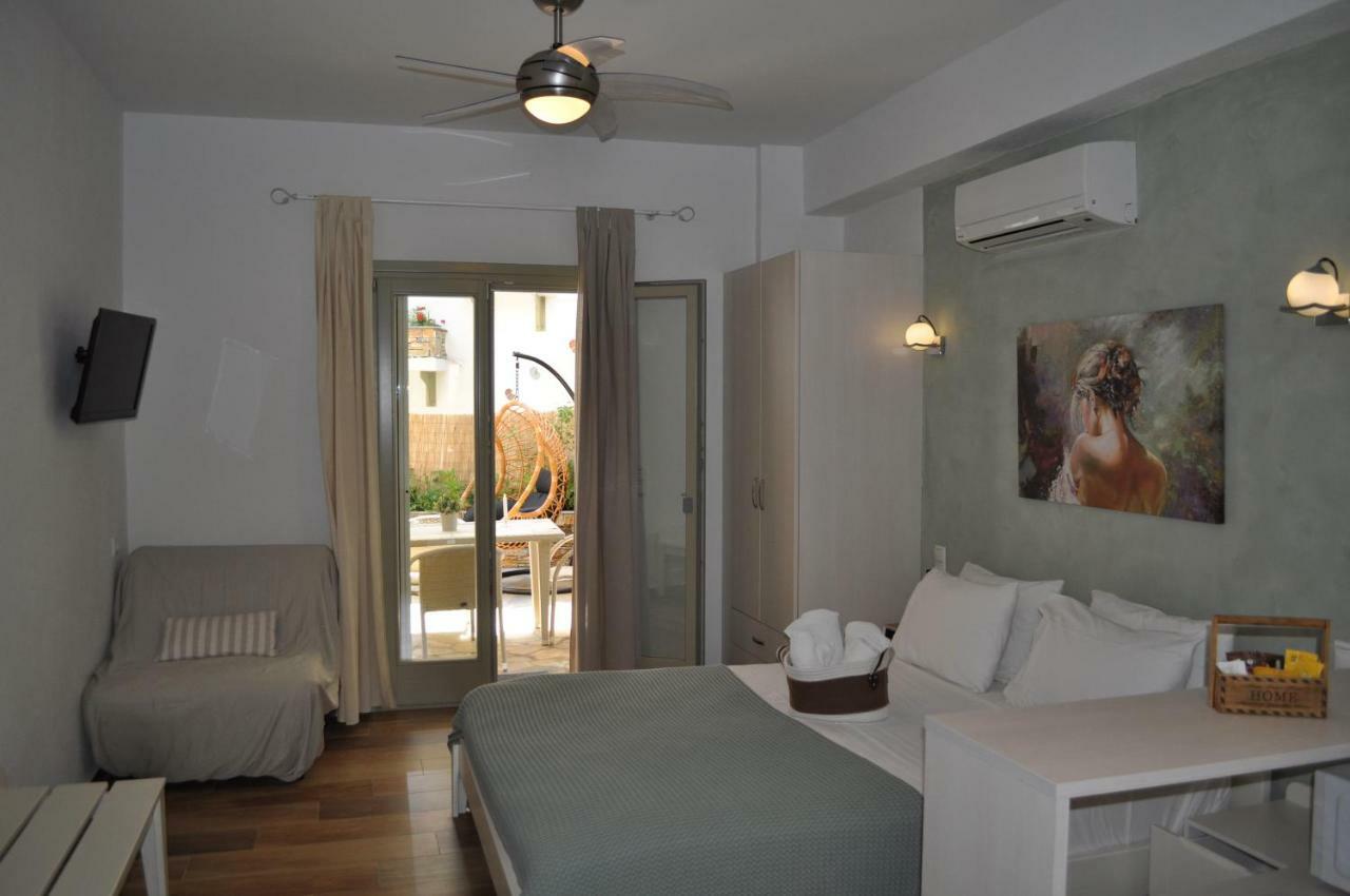 Studios Yalos Khorevtón Exterior foto